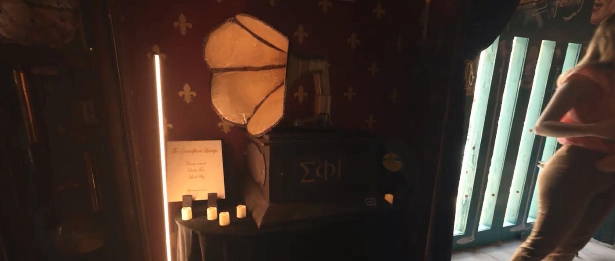 Gramophone craft with vinyl records